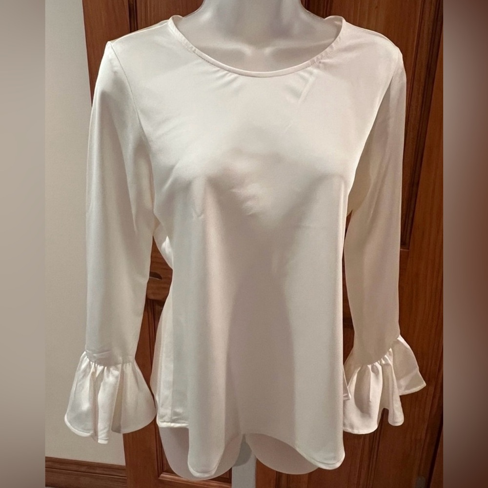 NEW Beautiful J. Crew Garden Blouse with Ruffled Sleeves, Ivory Size Classic-XS